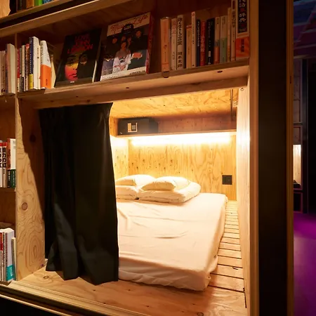 Book And Bed Tokyo Shinjuku-2